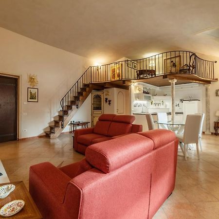 Palazzo Altieri Elegant Apartment Roma Dış mekan fotoğraf