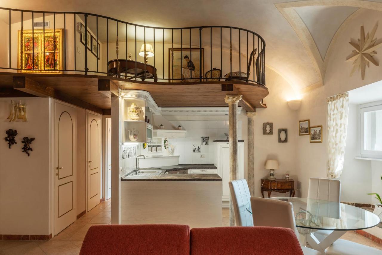 Palazzo Altieri Elegant Apartment Roma Dış mekan fotoğraf