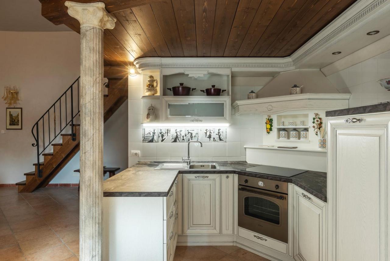 Palazzo Altieri Elegant Apartment Roma Dış mekan fotoğraf