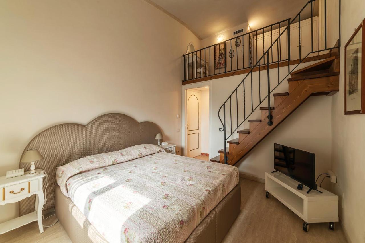 Palazzo Altieri Elegant Apartment Roma Dış mekan fotoğraf